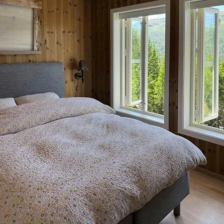 Panoramic Views Towards Jotunheimen With Jacuzzi Espedalen