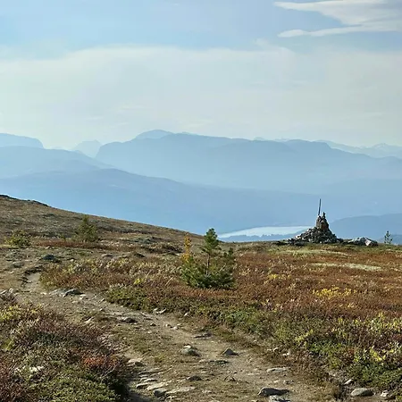 Panoramic Views Towards Jotunheimen With Jacuzzi Espedalen